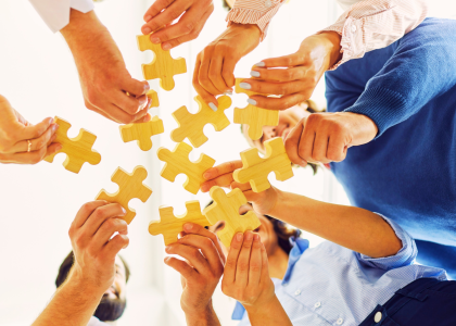 Puzzleteile zusammenfügen